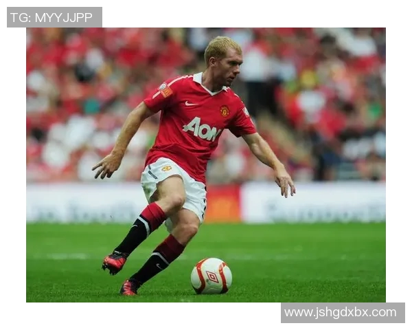 外国足球明星的传奇人生与场上风采的背后故事