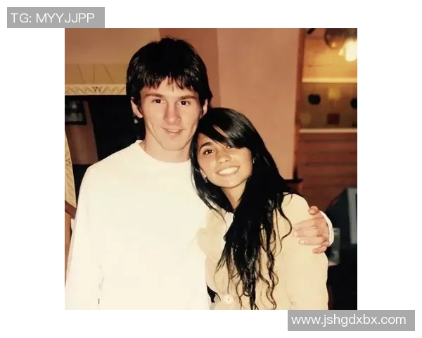 女明星与足球明星的恋情盘点那些甜蜜的爱情故事与背后的精彩瞬间