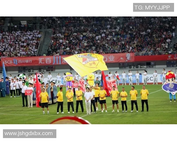 成都足球队荣登实力排行榜第一名引发热议与关注 成都足球队荣登实力排行榜第一名引发热议与关注