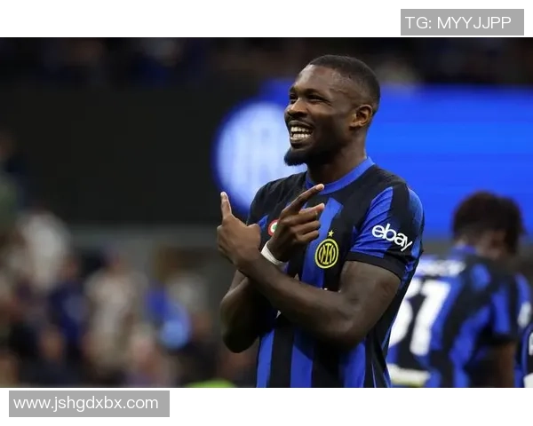 日本足球明星加盟国米展现亚洲足球新风采与实力