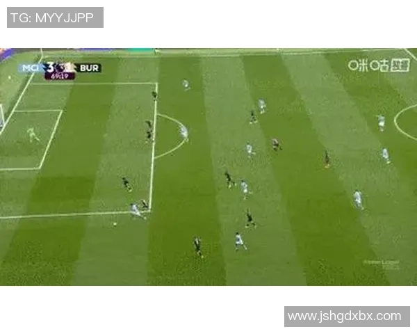 曼城足球明星转会动态与精彩瞬间全景展示