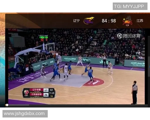 武汉排球队与上海排球队赛后复盘分析两队状态及表现对比