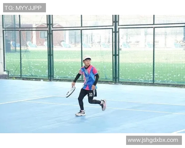 网球热点：解读西安网球队的盯防